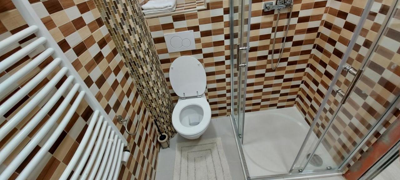 Apartment Krale Jiriho Karlovy Vary Kültér fotó