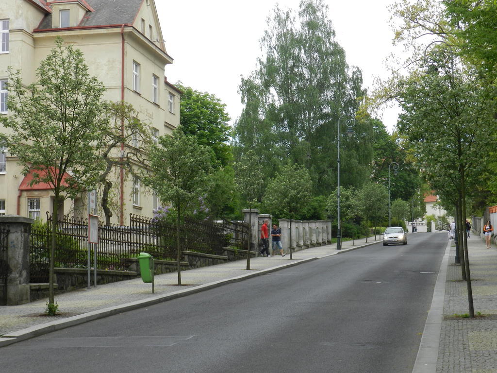 Apartment Krale Jiriho Karlovy Vary Kültér fotó